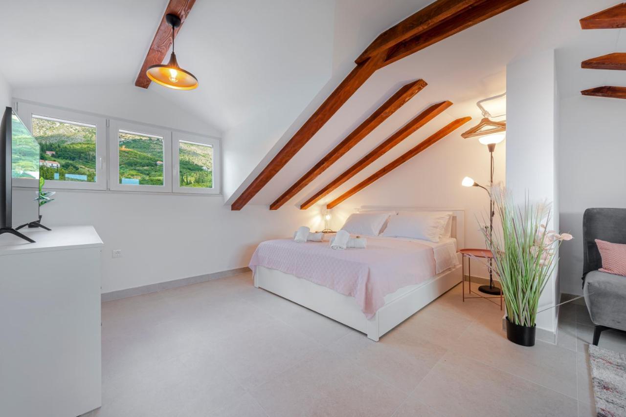 Villa Gold Residence 4 ムリニ エクステリア 写真