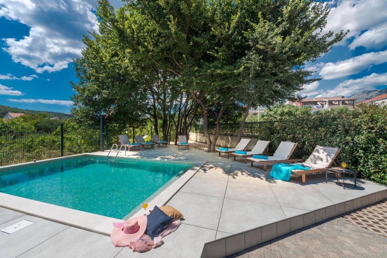 Villa Gold Residence 4 ムリニ エクステリア 写真