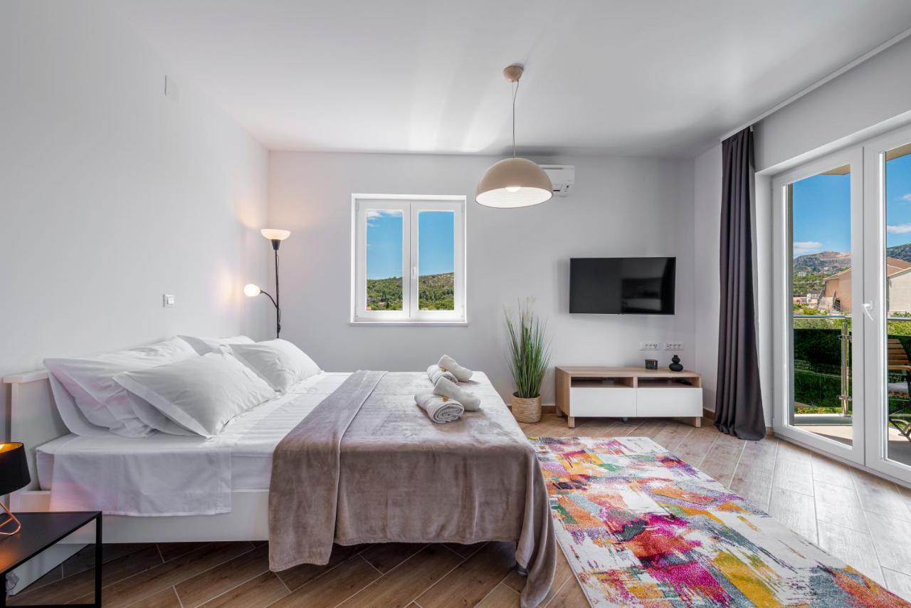 Villa Gold Residence 4 ムリニ エクステリア 写真